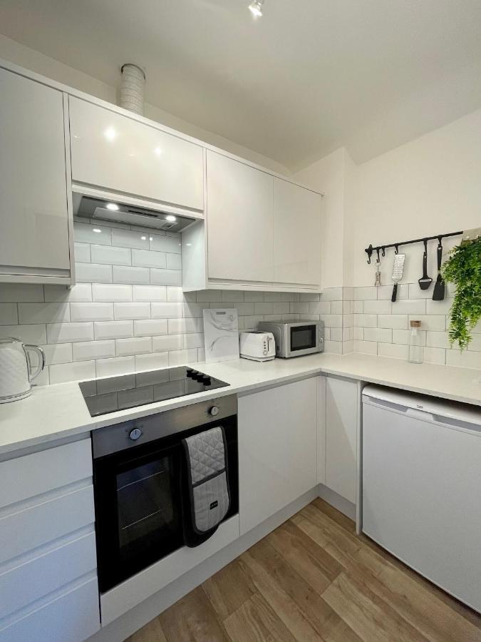 Central, Modern Apartment 伯恩茅斯 外观 照片